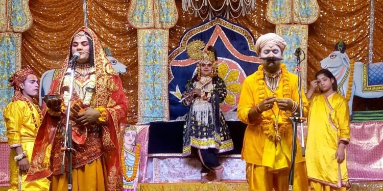 श्रीकृष्ण की परम भक्त मीराबाई की भक्ति चरित्र लीला का हुआ मंचन।