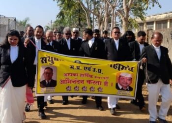 अधिवक्ता हितों के लिए एक जुट हो देश के अधिवक्ता–राकेश शरण मिश्र।