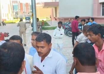 प्रसव के दौरान महिला की हुई मौत, परिजनों ने किया हंगामा।