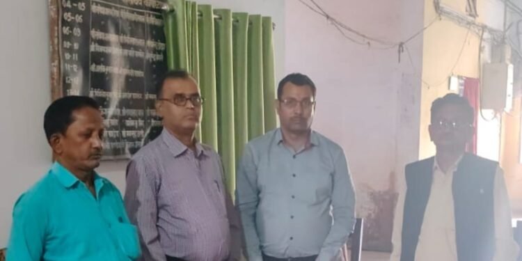 दी सोनभद्र टैक्स बार एसोसिएशन ने शोक सभा कर दी श्रद्धांजलि।।