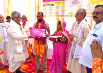 अजीरेश्वर धाम में सम्मान समारोह और विशाल भंडारे के साथ अखण्ड हरिकीर्तन का समापन।