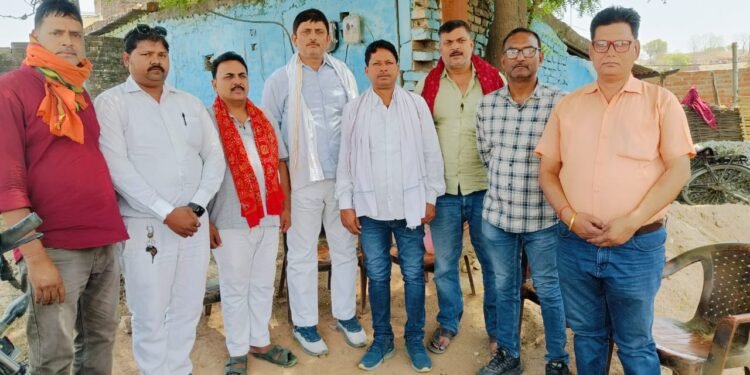 पहलगाम आतंकी हमले में निहत्थे मारे गए लोगों के लिए 2 मिनट का मौन रख दी श्रद्धांजलि।