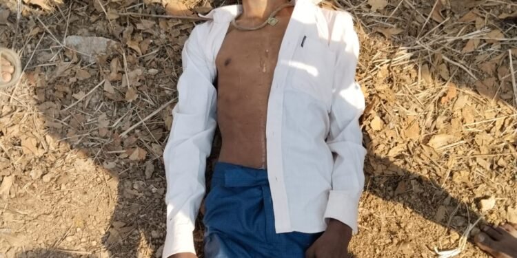 शादी समारोह में गए युवक ने फांसी लगाकर की आत्महत्या,जांच में जूटी पुलिस।