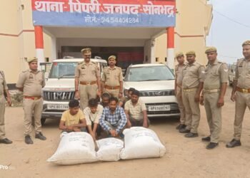 पिपरी पुलिस ने 12 लाख के अवैध गांजा के साथ छः तस्करों को किया गिरफ्तार,परिवहन में इस्तेमाल दो वाहन भी बरामद।