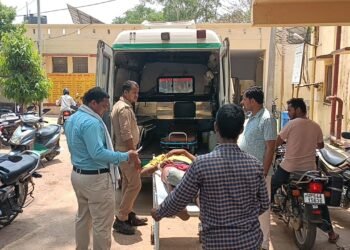 इको डायवर्सिटी पार्क के समीप बाइक अनियंत्रित होकर गिरी, बाइक सवार हुआ गंभीर रूप से घायल, जिला अस्पताल रेफर।।