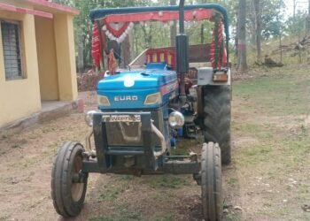 डीएफओ की छापेमारी में अवैध परिवहन करते ट्रैक्टर को पकड़कर किया गया सीज ।।