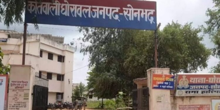 टेम्पू चालक के विरुद्ध सम्बंधित धाराओं में मुकदमा दर्ज ।