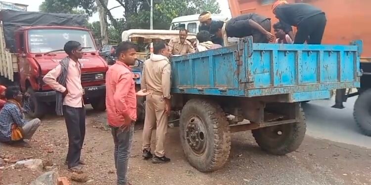 प्रेमी युगल ने जंगल मे की आत्महत्या।