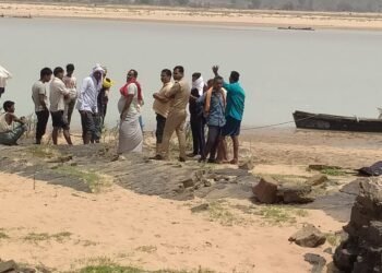 व्यक्ति का तीसरे दिन सोन नदी किनारे उतराया मिला शव, परिजनों में मचा कोहराम।