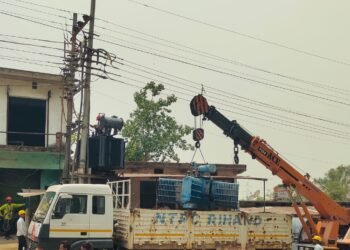 बीजपुर में बदला ट्रांसफार्मर लोगो ने ली राहत की सांस।