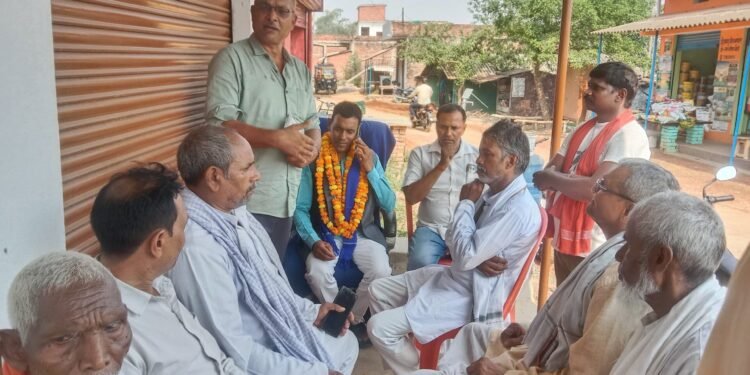 बसपा के नवनियुक्त जिलाध्यक्ष रमेश कुशवाहा का भव्य स्वागत।