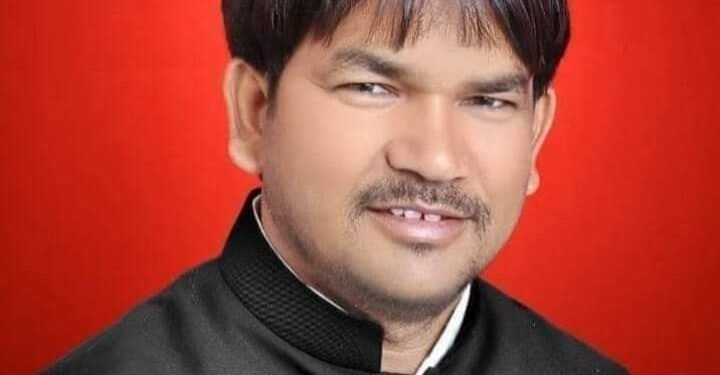 पोस्टमॉर्टम हाउस में गंदगी का अंबार एवं बुनियादी सुविधाओं का अभाव – अनिल कुमार यादव, पूर्व अध्यक्ष – जिला पंचायत सोनभद्र।