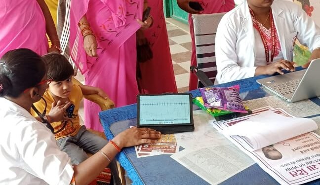 0 से 18 वर्ष के बच्चों दिल की हुई स्वास्थ्य स्क्रीनिंग