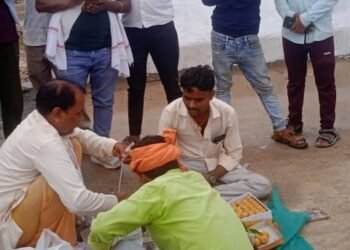 चार करोड़ की लागत से बना जरहा पुल हुआ उद्घाटन पुल के ऊपर से वाहनों का आवागमन शुरू।।