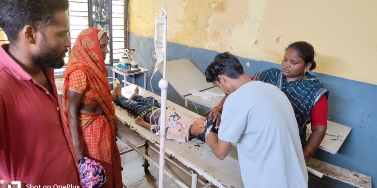 ननिहाल में आए 6 वर्षीय बालक को कार ने मारी टक्कर हालत गंभीर रेफर।