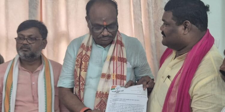 दुद्धी विधानसभा में एकलव्य मॉडल विद्यालय खोले जाने की मांग।