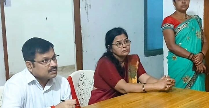 सोनभद्र के बाल गृह बालिका में 33 बालिकाएं मिली आवासित *