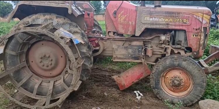 विंढमगंज में दो जगह चोरी, दुकान से 20 हजार का सामान और दूसरे जगह से ट्रैक्टर की बैटरी गायब।