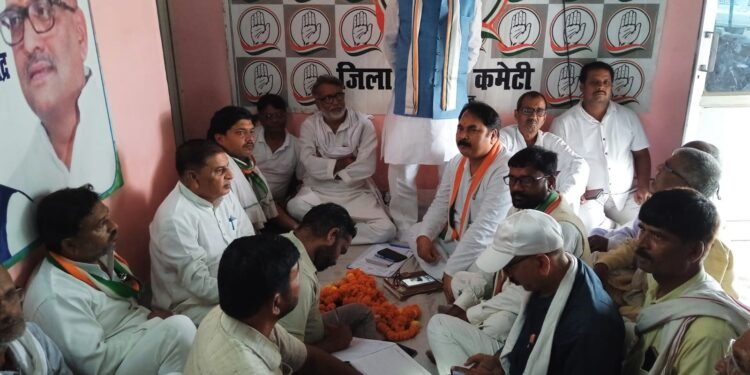 ब्रह्मकुमारी बहनों ने जिला चिकित्सालय में मरीजों को एव बृद्धाश्रम में निराश्रितो के कलाइयों पर बाँधा स्वास्थ्य रक्षा सूत्र