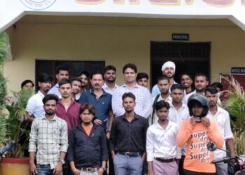 आर.आर.आई.टी.आई. सलखन में कैम्पस सेलेक्शन में 40 अभ्यर्थियों का चयन।