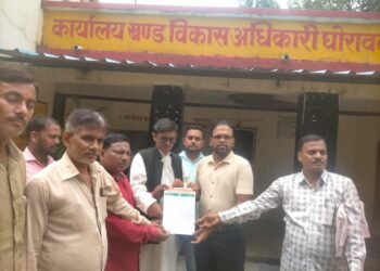 ग्रामीण अंचलों की जन समस्याओं के निस्तारण को लेकर कांग्रेस जनों ने सौंपा ज्ञापन।