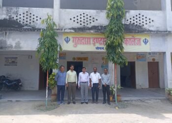 नोडल अधिकारी ने समग्र परिषदीय स्कूलों का किया निरीक्षण।