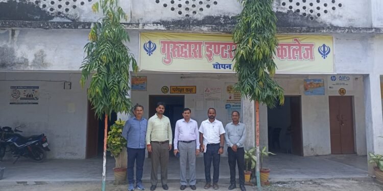 नोडल अधिकारी ने समग्र परिषदीय स्कूलों का किया निरीक्षण।