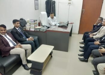 राष्ट्रीय लोक अदालत और मध्यस्थता अभियान” हेतु जजों ने की फिर मंत्रणा *