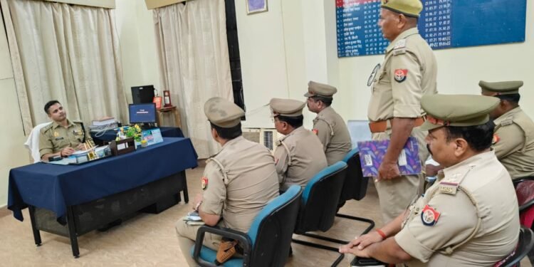 पुलिस अधीक्षक ने किया बीजपुर थाने का निरीक्षण ।।