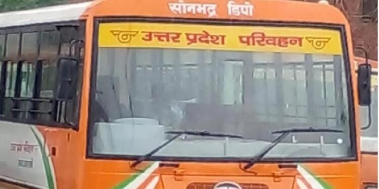 शिल्पी-कुड़ारी मार्ग पर रोडवेज बस सेवा शुरू होने से ग्रामीणों में हर्ष।