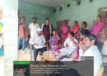 हौसला बुलंद चोरो ने घर के पास खड़ी ट्रेक्टर से उड़ाई बैटरी।