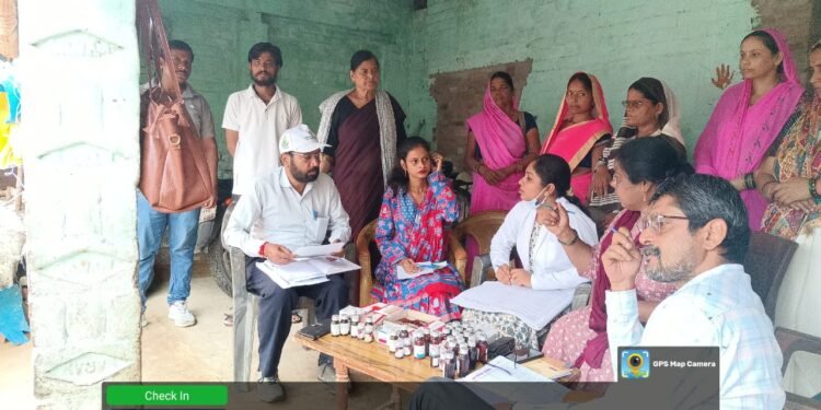 हौसला बुलंद चोरो ने घर के पास खड़ी ट्रेक्टर से उड़ाई बैटरी।