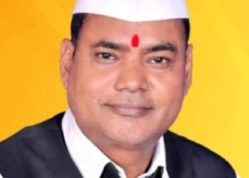 अधिवक्ता के साथ मार पीट करने वाले लेखपाल के विरुद्ध कठोर करवाई करे सरकार–राकेश शरण मिश्र।