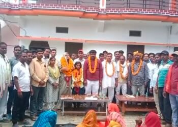 ग्रामवासियों ने ग्रामप्रधान सुनीता यादव एव दिनेश यादव का किया भब्य स्वागत।