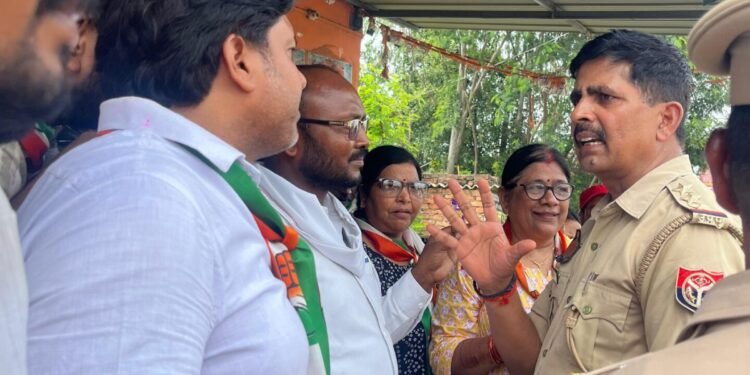 भाजपा सरकार में खुलेआम उड़ाई जा रही है लोकतंत्र की धज्जियां – रामराज