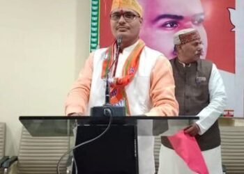 आदेश की अवहेलना: तबादले के बाद भी जमे कर्मचारी, किसानों में भारी आक्रोश।।