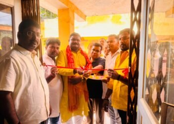 प्रधानमंत्री मोदी के जन्मदिन पर सेवा पखवाड़ा कार्यक्रम के अतर्गत भाजपा कार्यकर्ताओं ने किया रक्तदान।