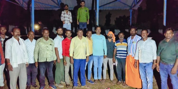 सार्वजनिक दुर्गा पूजा के अध्यक्ष बने मुरली यादव कोषाध्यक्ष बने ओम प्रकाश यादव।