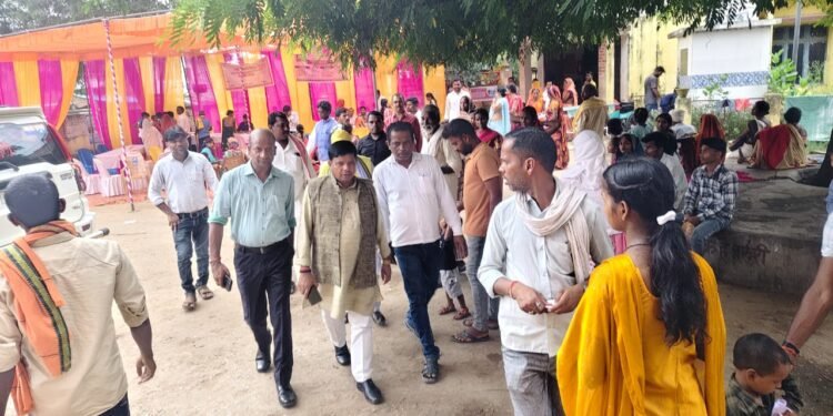 म्योरपुर सीएचसी में स्वास्थ्य मेले का हुआ आयोजन।