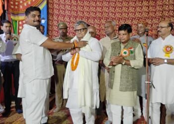 मुकुट पूजन के साथ बीजपुर में रामलीला की शुरुआत ।।