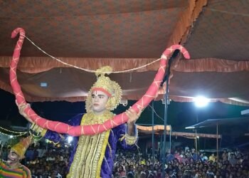 श्रीराम ने तोड़ा शिव धनुष, राजा जनक का प्रण हुआ पूरा।