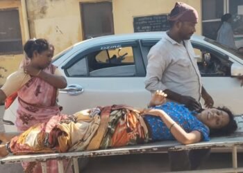 विंढमगंज सरकारी अस्पताल का घिनौना कारनामा – डिलीवरी मरीज से वसूले 500 रुपये, हालत बिगड़ी तो रेफर।