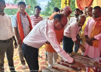 विजयदशमी पर विश्व हिन्दू परिषद ने किया शस्त्र पूजन।।