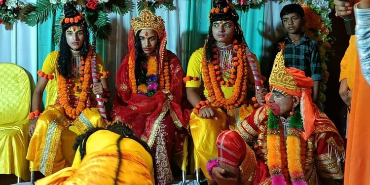 दुद्धी में भरत मिलाप समारोह संपन्न।।