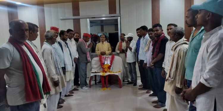 पुण्यतिथि पर याद किऐ गये धरती पुत्र मुलायम सिंह।