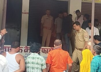 नशे की हालत में गिरने से वृद्ध की मौत। मौके पर पहुंची पुलिस।