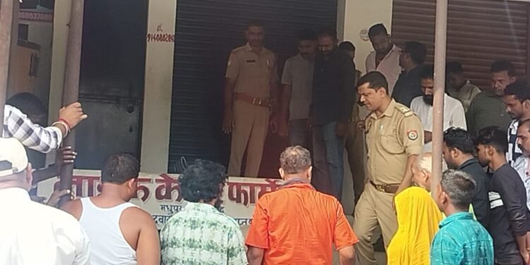 नशे की हालत में गिरने से वृद्ध की मौत। मौके पर पहुंची पुलिस।