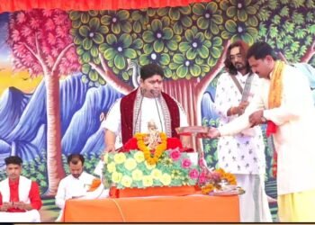 तिलौली ग्राम पंचायत में श्रीराम कथा का भव्य आयोजन जारी।