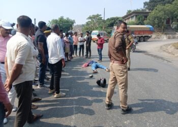 आज्ञात वाहन के चपेट मे आने से बाइक सवार युवक की मौत।