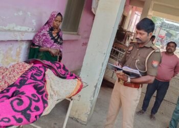 खाना बनाने के दौरान आग की चपेट में आई महिला ,मौत।